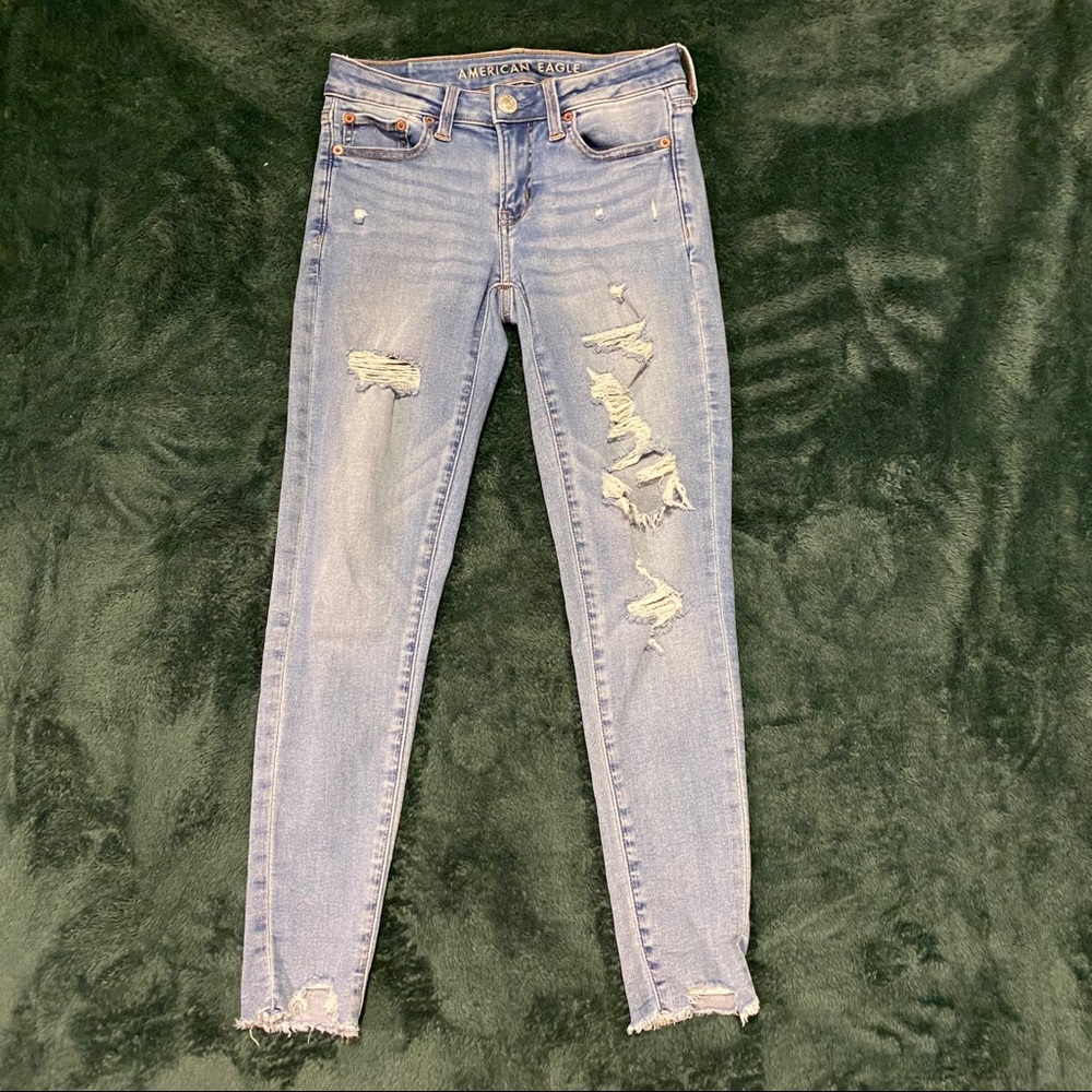 AEO Mid-rise jeans 2S